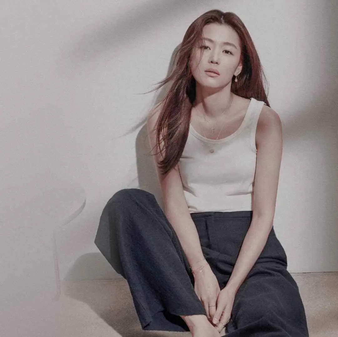 Jun Ji Hyun - jun-ji-hyun-hot-11.webp
